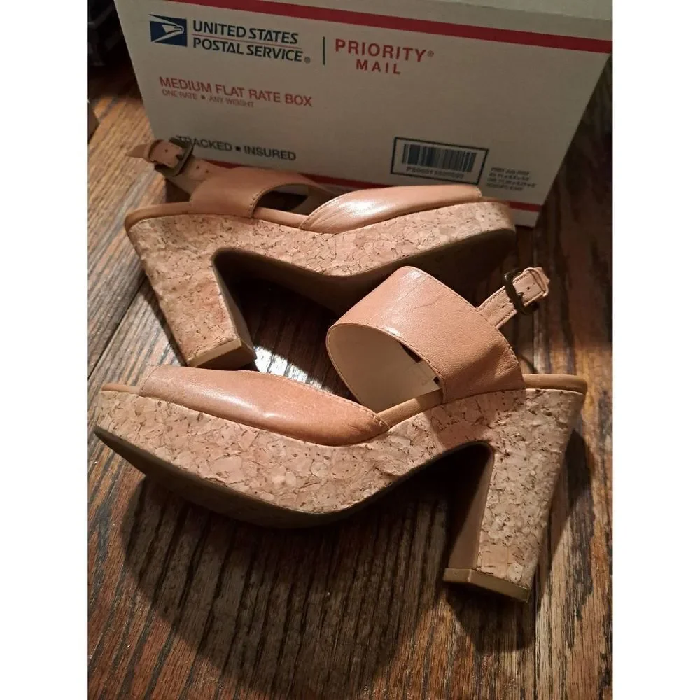7.5 Adrienne Vittadini Yancy Tan Peep Toe Platform Chunky High Heel Dress Shoes